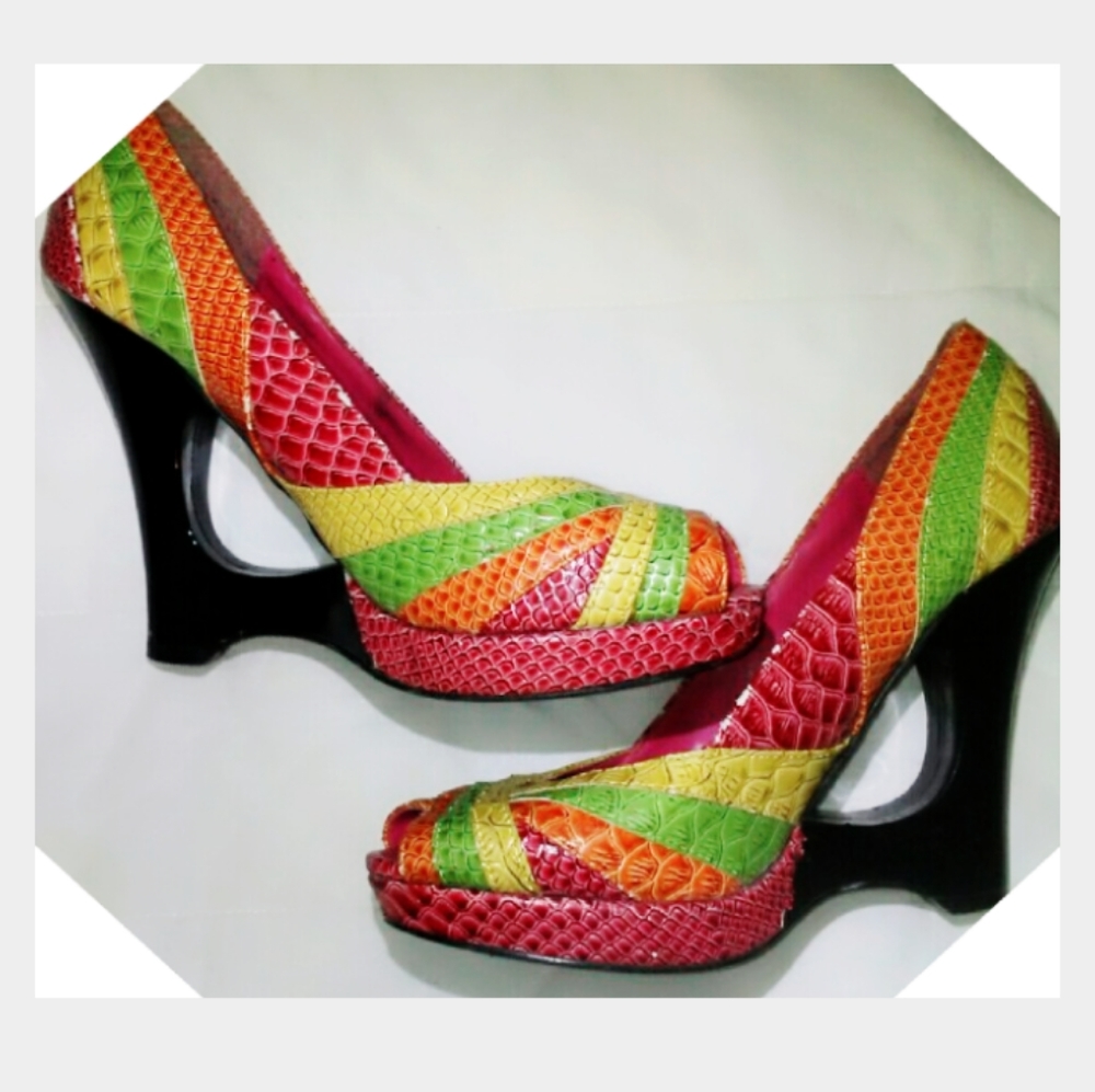 Multi-colored open toe wedges size 9